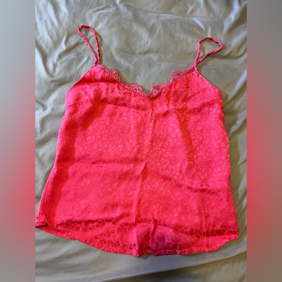 Hot pink cami from dynamite! - Picture 2 of 4